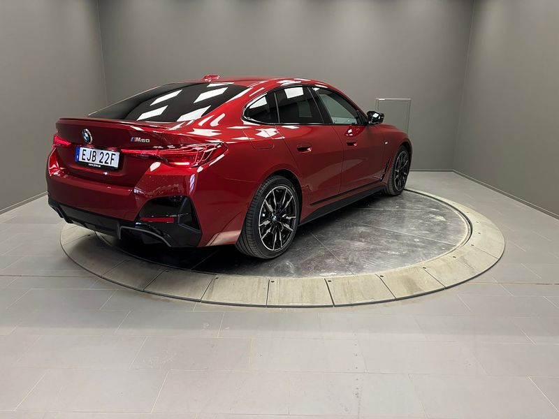 BMW i4 bild 5