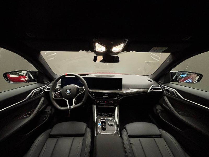 BMW i4 bild 16