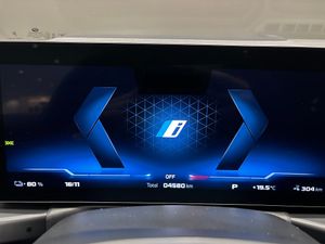 BMW i4 bild 23