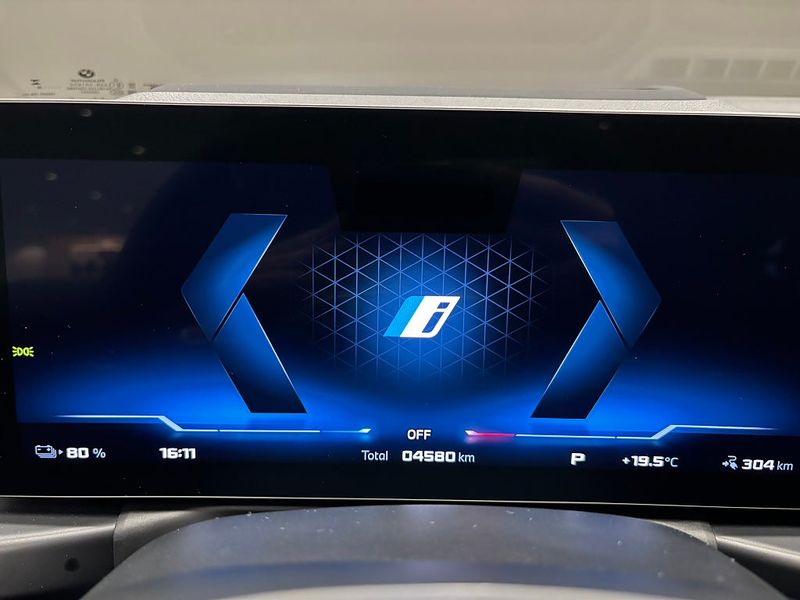 BMW i4 bild 23
