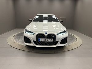 BMW i4 bild 8