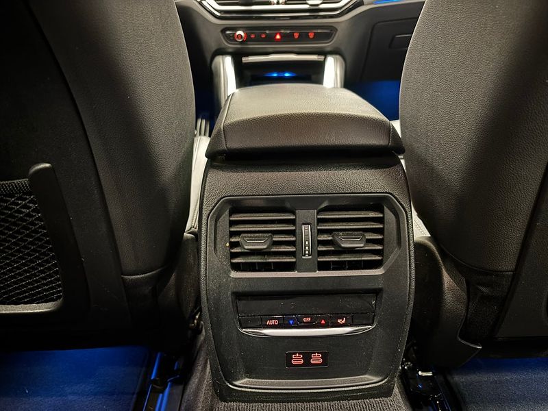 BMW i4 bild 14