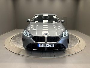 BMW 120 bild 8