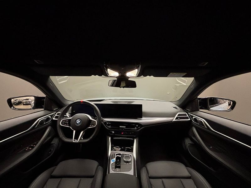 BMW i4 bild 18