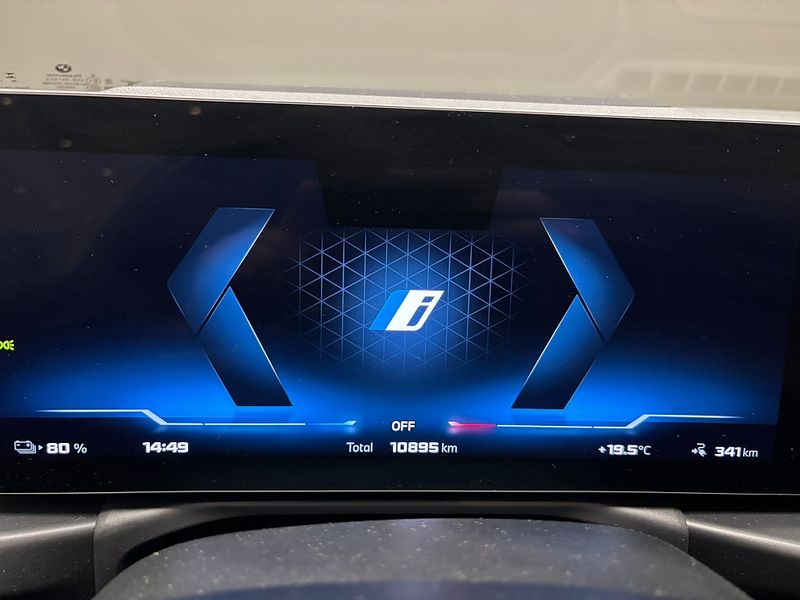 BMW i4 bild 24