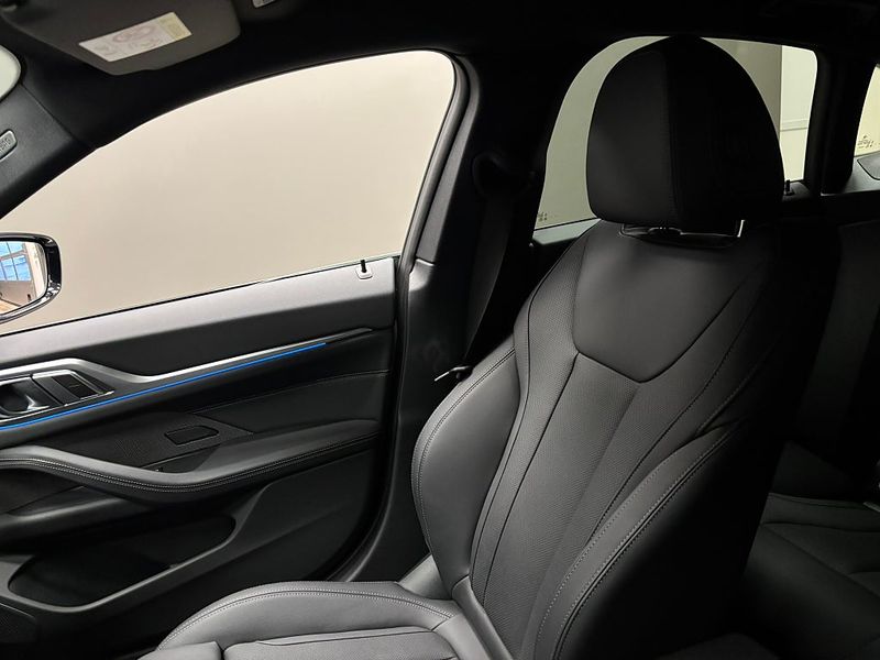 BMW i4 bild 37