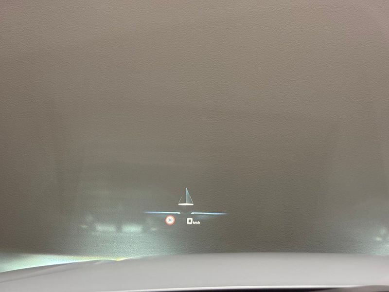 BMW i4 bild 25