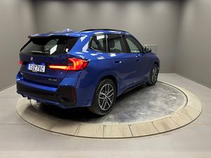 BMW iX1 bild 5