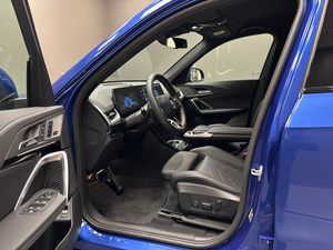 BMW iX1 bild 17