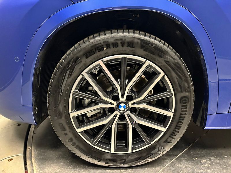 BMW iX1 bild 10