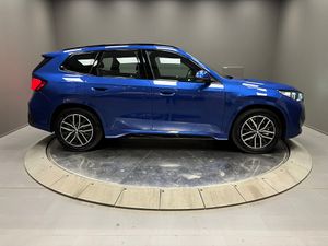 BMW iX1 bild 6