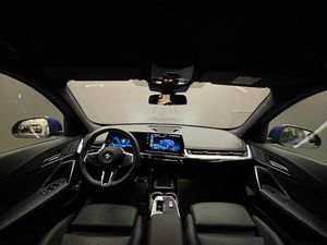 BMW iX1 bild 16