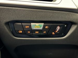 BMW 330 bild 33