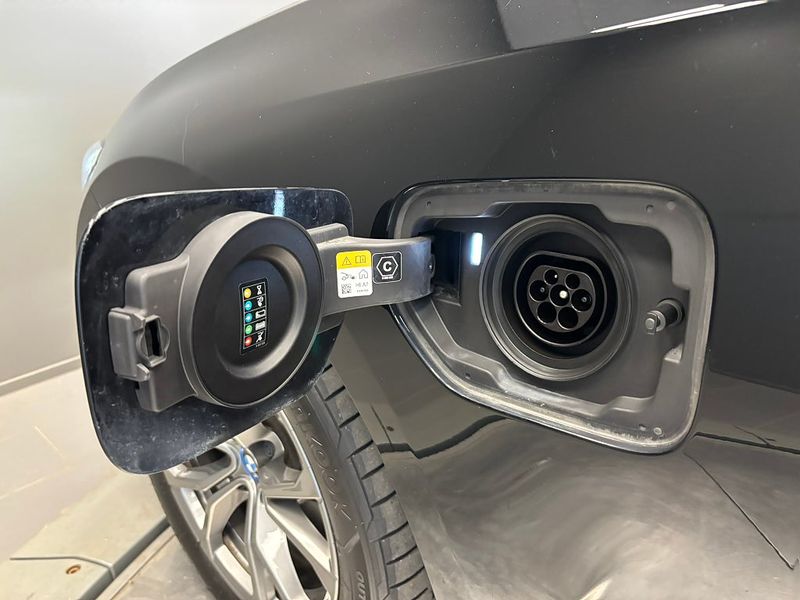 BMW 330 bild 11