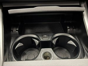 BMW 330 bild 30