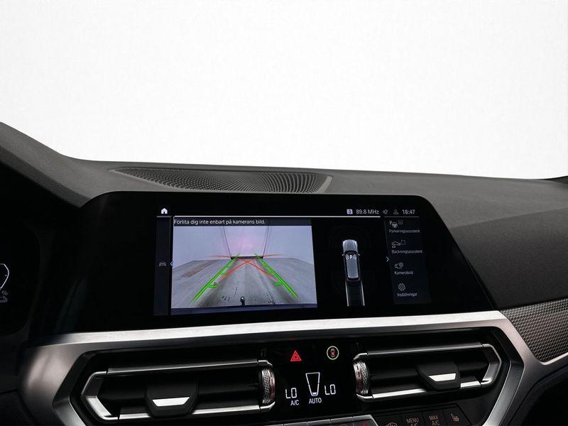 BMW 330 bild 18