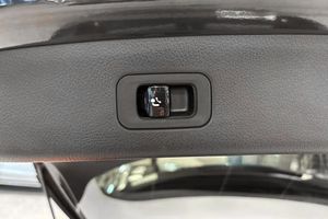 Mercedes GLC300 bild 16