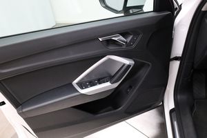 Audi Q3 bild 11