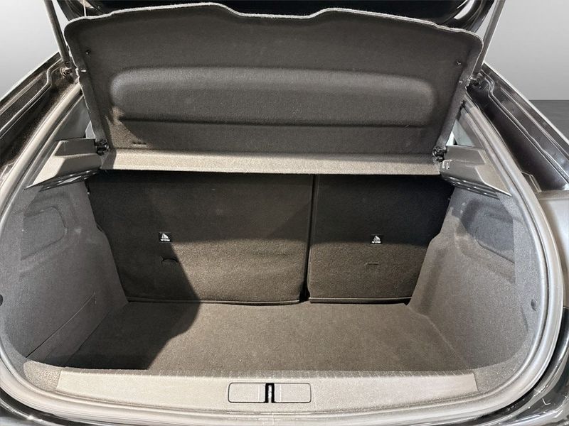 Peugeot e-208 bild 17