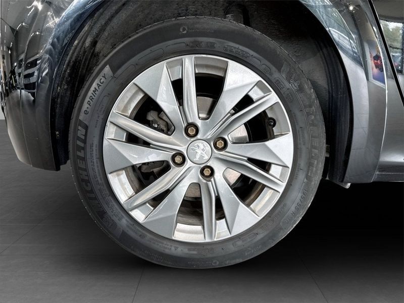 Peugeot e-208 bild 16