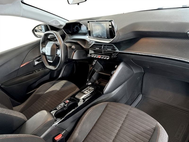 Peugeot e-208 bild 13