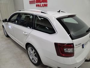 Skoda Octavia bild 9
