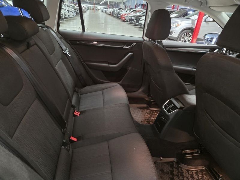 Skoda Octavia bild 5