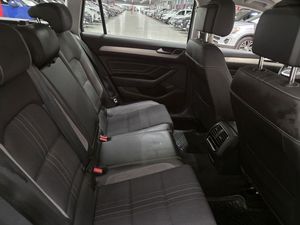 Volkswagen Passat bild 5