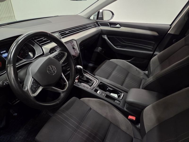 Volkswagen Passat bild 10