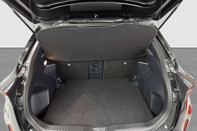 Toyota Yaris Cross bild 11