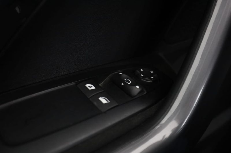 Peugeot 2008 bild 32