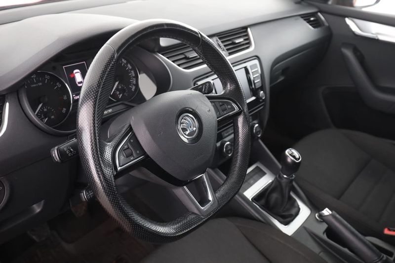 Skoda Octavia bild 12