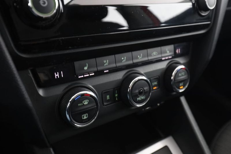 Skoda Octavia bild 24