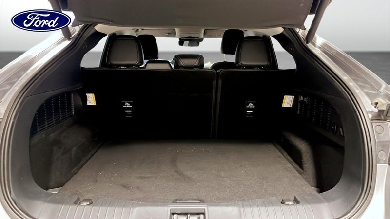 Ford Mustang Mach-E bild 10