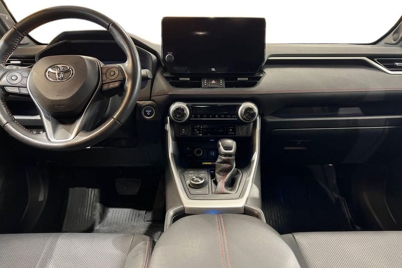Toyota RAV4 bild 10