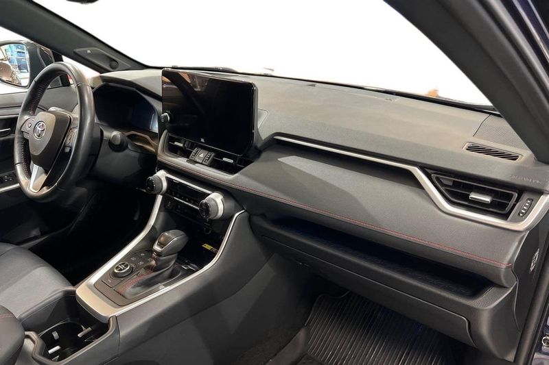 Toyota RAV4 bild 7