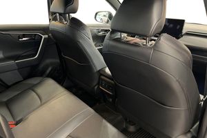 Toyota RAV4 bild 9
