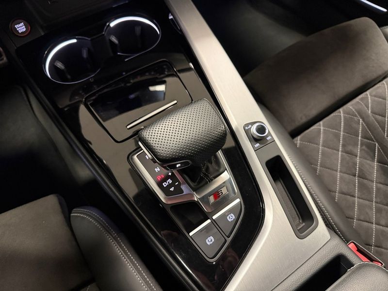Audi S4 bild 15