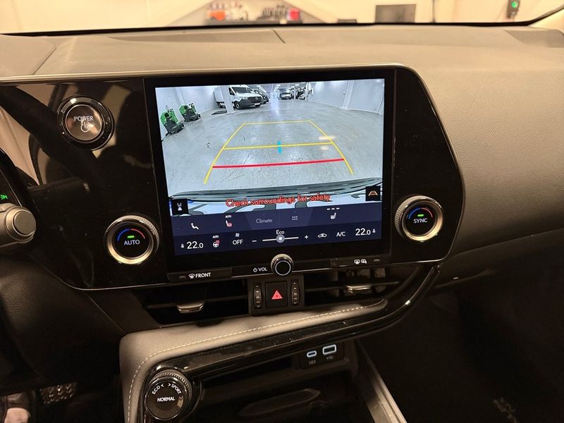 Lexus NX bild 14