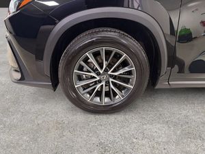 Lexus NX bild 17