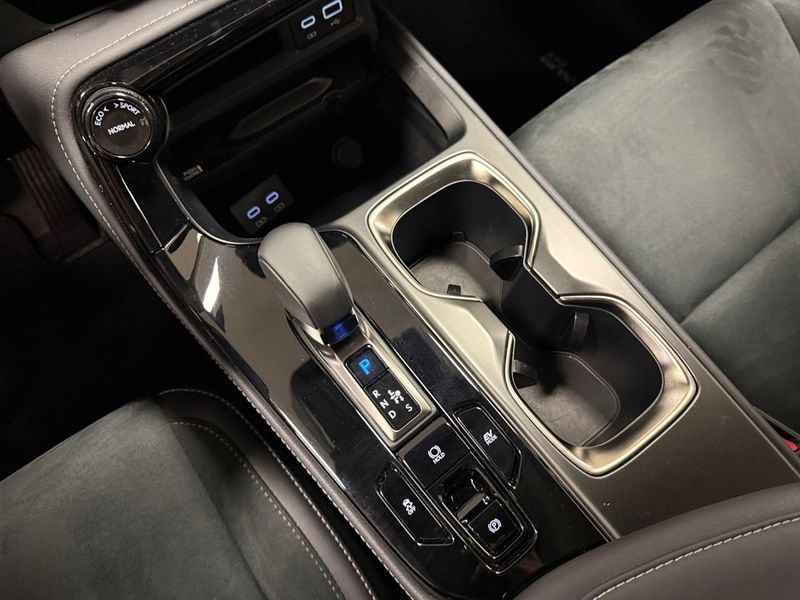 Lexus NX bild 13