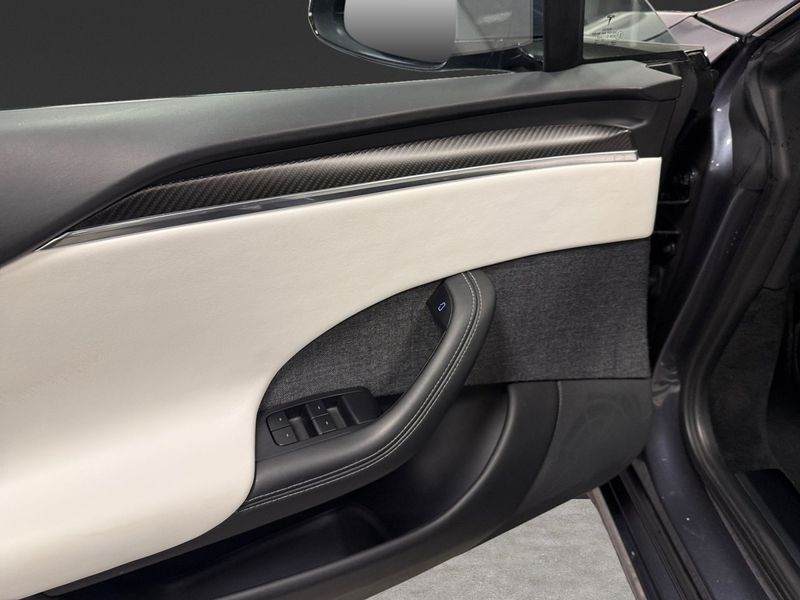Tesla Model S bild 9
