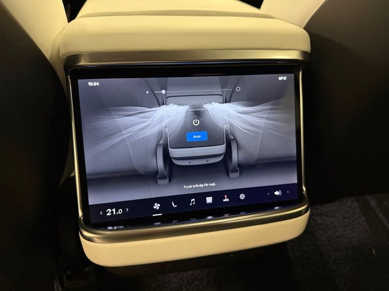 Tesla Model S bild 11