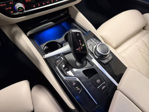 BMW 530 bild 13