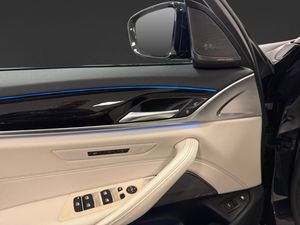 BMW 530 bild 9