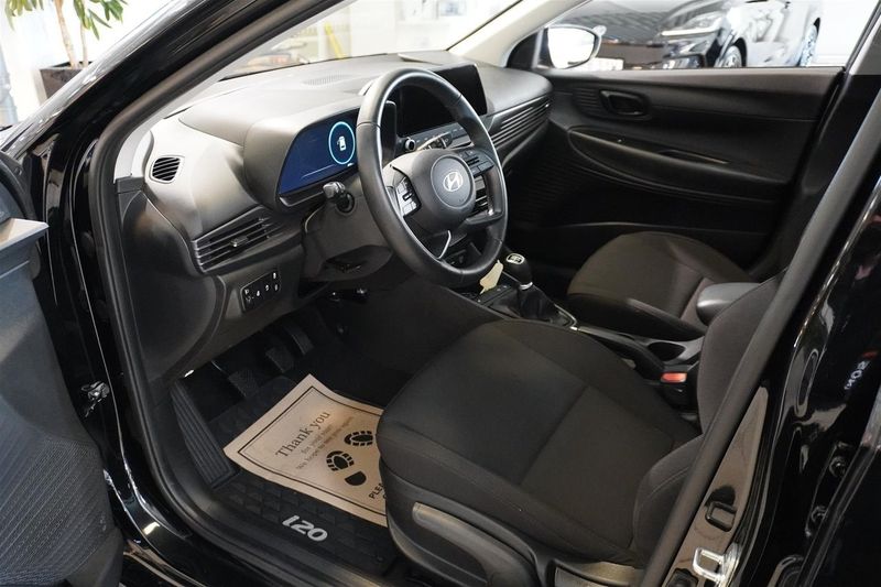 Hyundai i20 bild 2