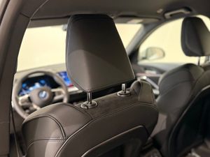 BMW iX1 bild 8
