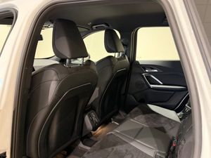 BMW iX1 bild 7