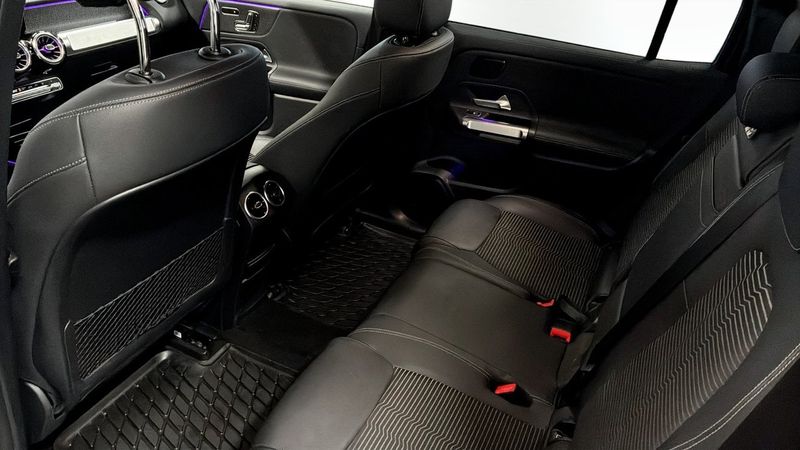 Mercedes EQB300 bild 11