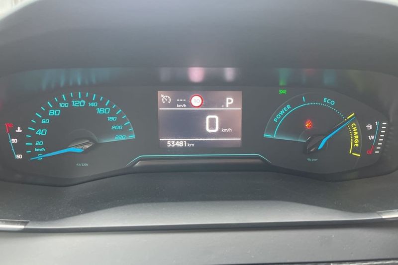 Peugeot 208 bild 7